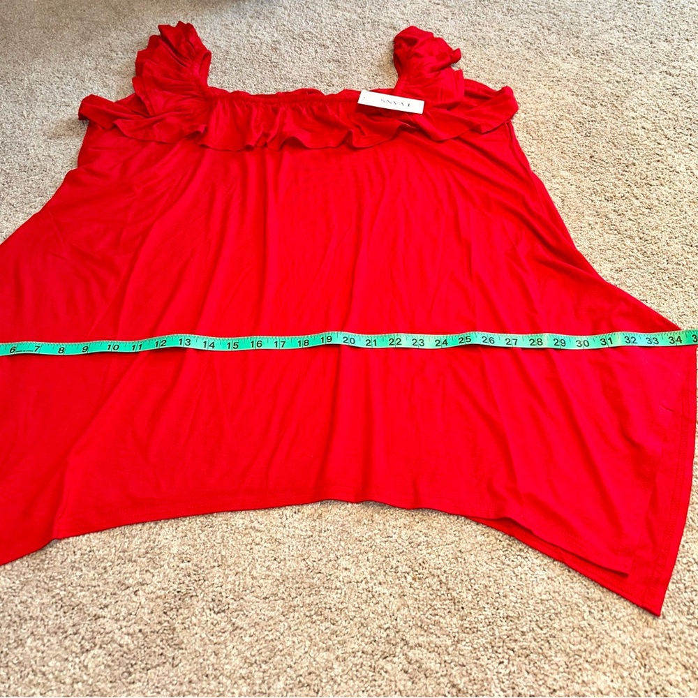 NWT Women’s Ruffle Tankwith handkerchief hemline. Size 26/28 - Picture 7 of 8